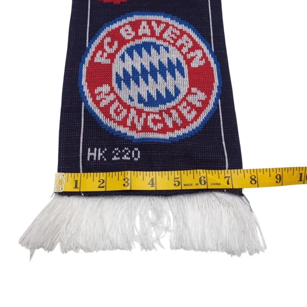 Vtg FC Bayern München Knit Soccer Scarf 57 x 7.5 In Red/White/Blue Logo HK 220